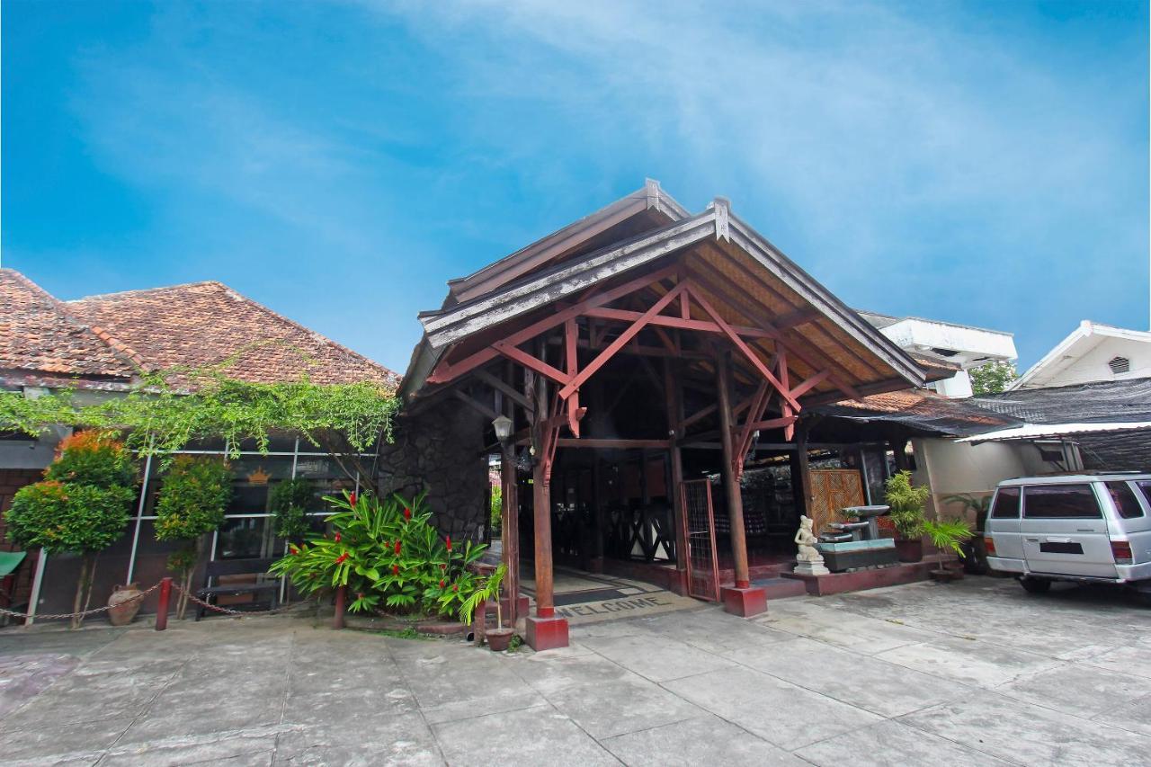 Oyo 91516 Wisata Hotel ماتارام المظهر الخارجي الصورة